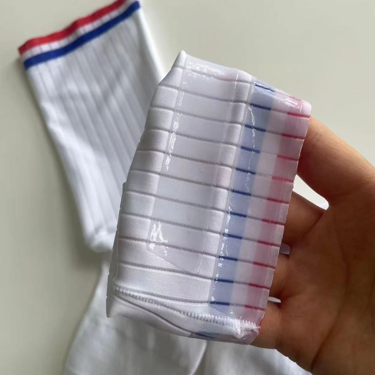 Hommes Vélo Été Aero Cyclisme Chaussettes Noir Blanc Silice Gel Antidérapant Respirant Pro Racing Chaussettes de sport