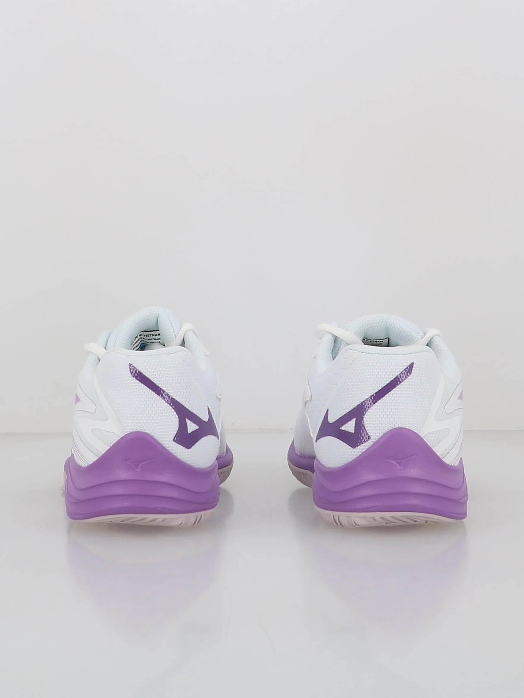 Mizuno Thunder Blade Z V1GC237010 Chaussures de volleyball d'intérieur pour femme Blanc/violet