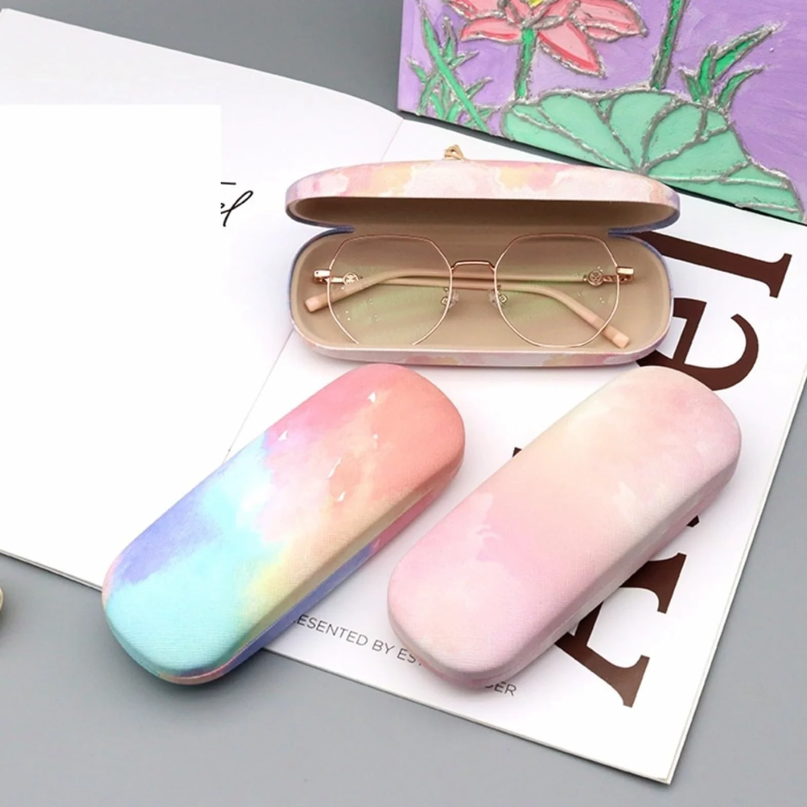 étui à lunettes, Étui à lunettes de soleil Colour Cloud, boîte rétro