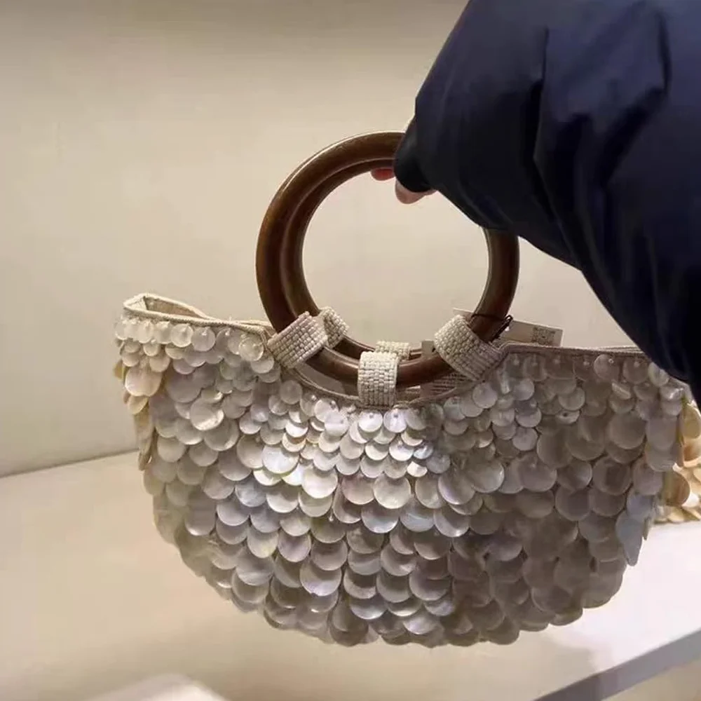 Sac à main coquillage Les portefeuilles coquillages sont exquis, sont faits à la main et conviennent Pour aux sacs coquillages et Pour aux dîners, fêtes, mariages