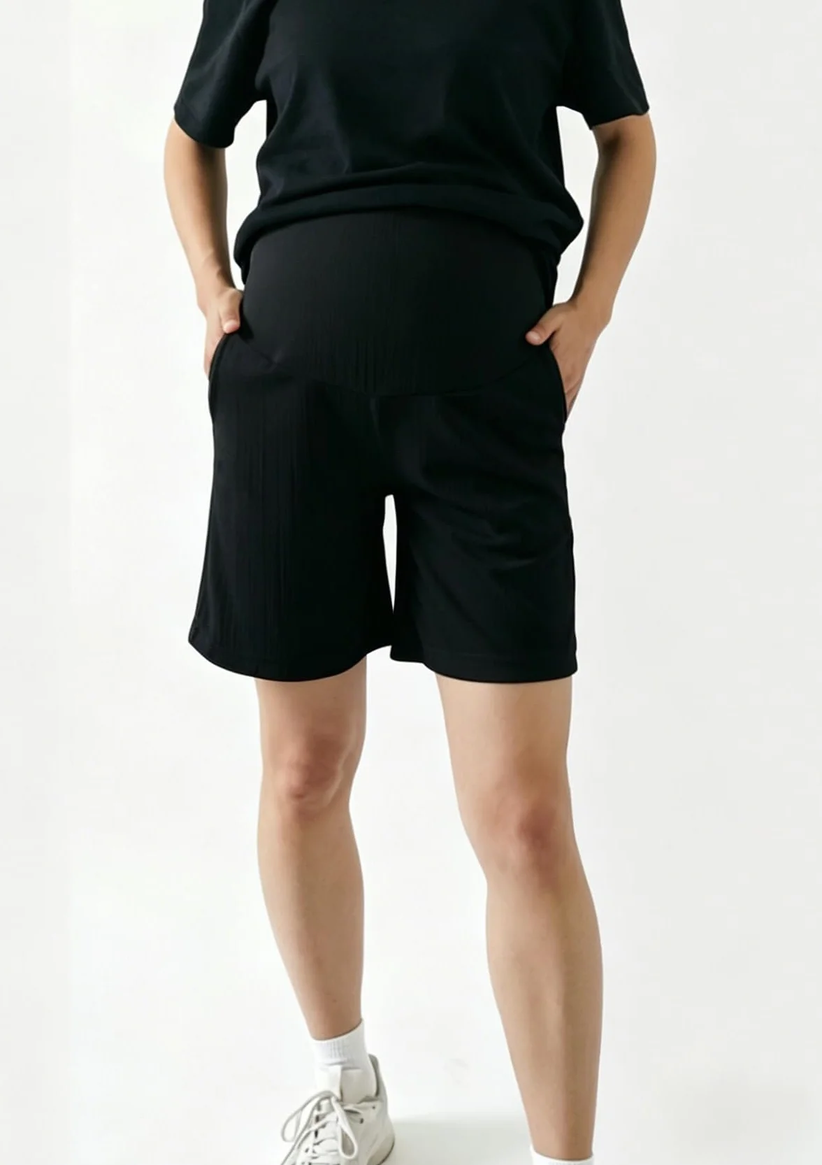 Maternité Shorts Taille Haute, Grossesse Short Ajustable Confortable et Extensible avec Poches, Short de Grossesse pour Yoga Sport Détente