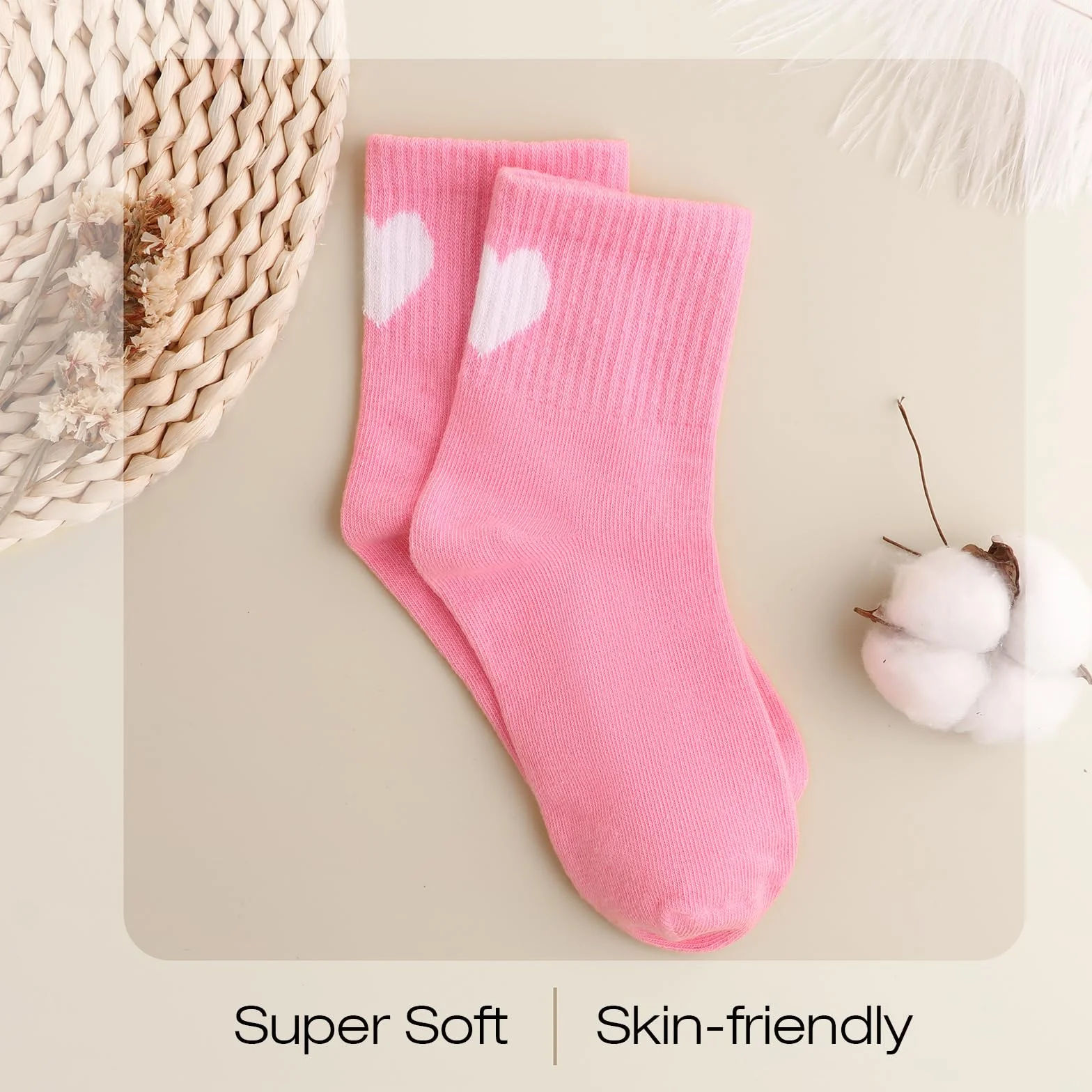 DRESHOW Chaussettes Enfant Fille Chaussettes de Sport Fille Avec Cœurs Rayés 4 Paires Pour Enfants 4-10 Ans