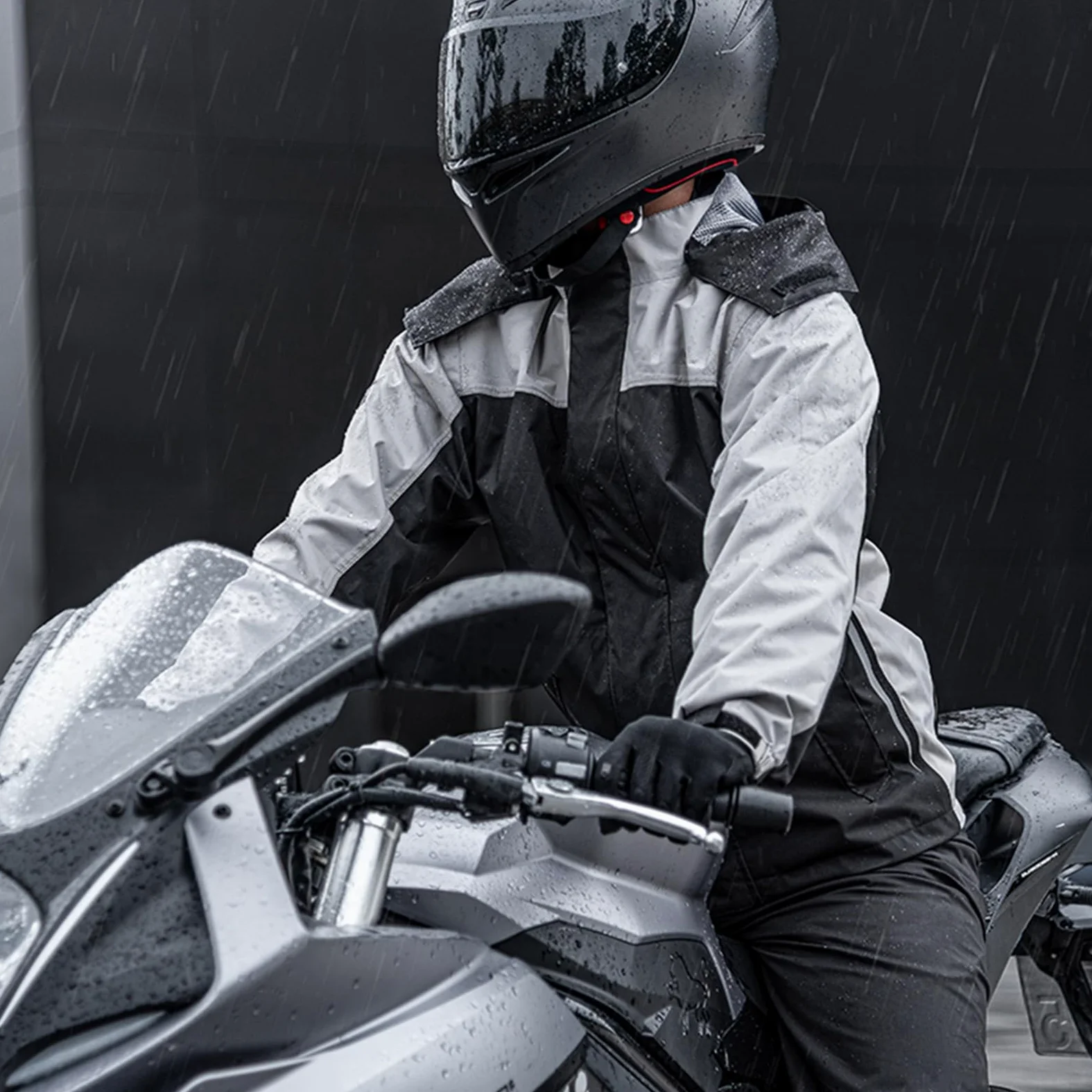 Veste de Pluie, Combinaison de Pluie Imperméable pour Moto pour Hommes et Femmes, Vêtement de Pluie pour Vélo, Veste et Pantalon avec Sac de Rangement, Veste de Pluie Imperméable et Respirante