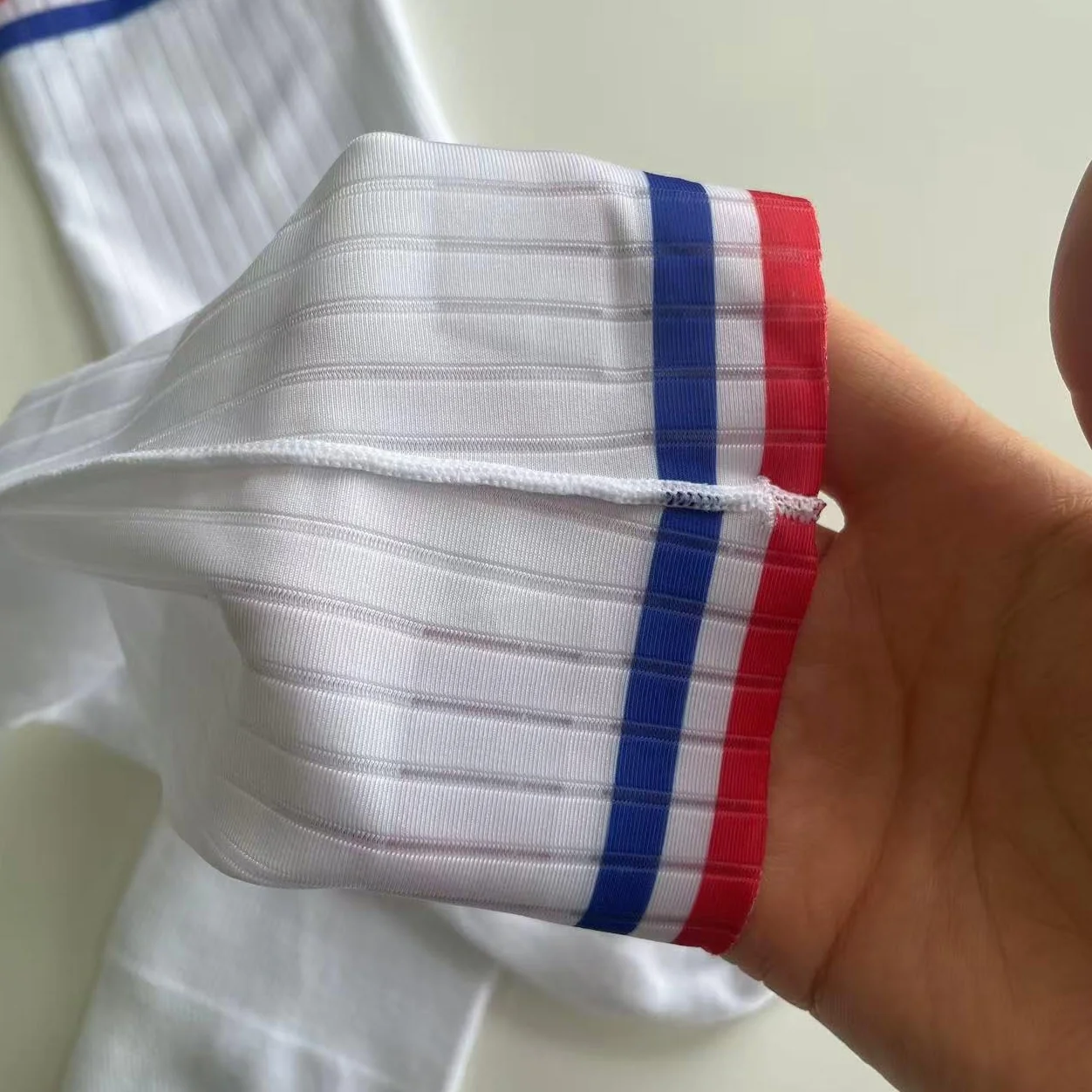 Hommes Vélo Été Aero Cyclisme Chaussettes Noir Blanc Silice Gel Antidérapant Respirant Pro Racing Chaussettes de sport