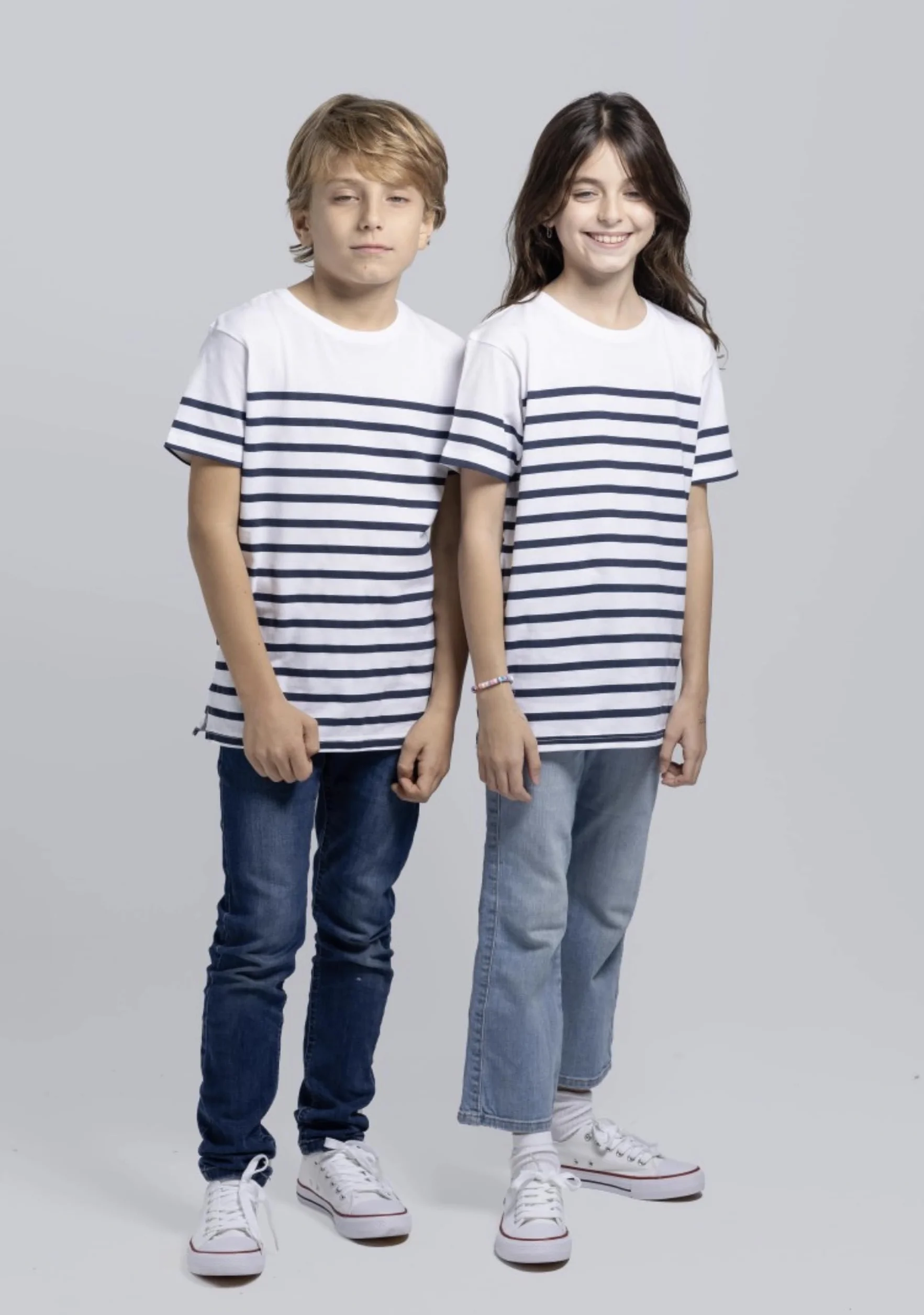 T-Shirt Enfant rayé Bleu et Blanc – marinière garçon/Fille – Coton Doux, Manches Courtes, Style Marin, t-Shirt été Confortable, Look Unisexe pour Enfants